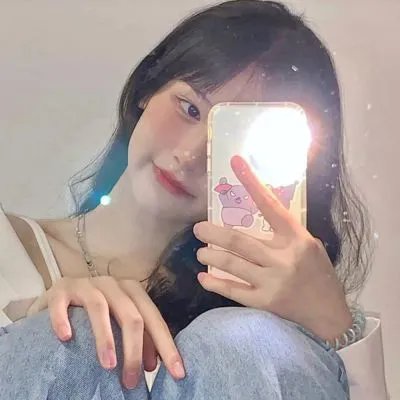 龙纹身的女孩